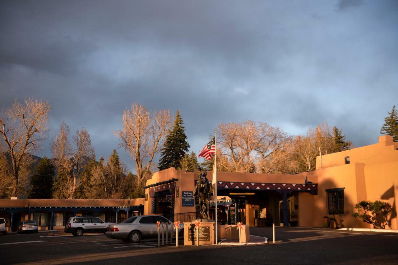 Kachina Lodge Resort And Meeting Center Taos Buitenkant foto